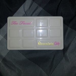 Too faced chocolate chip eyeshadow